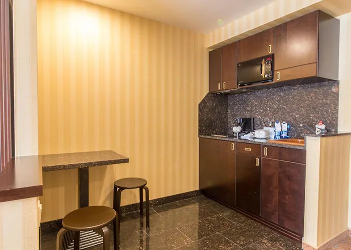 酒店 Ramada & By Wyndham North 4*