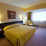 Готель Ramada & By Wyndham North Бухарест