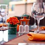 Hotel Ramada & By Wyndham North 4*