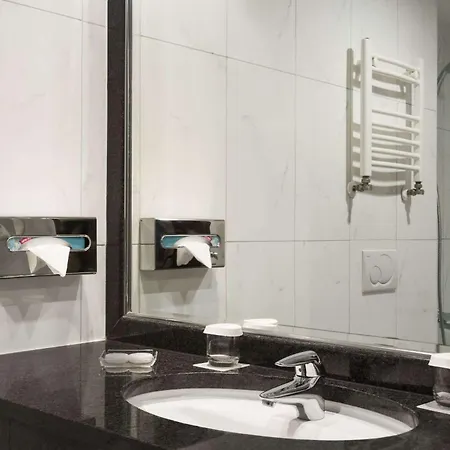 Ramada & By Wyndham North Hotel 4*