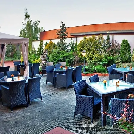 Ramada & By Wyndham North Otel