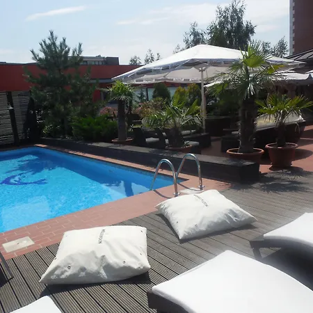 Hotell Ramada & By Wyndham North Bukarest