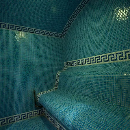 Otel Ramada & By Wyndham North 4*