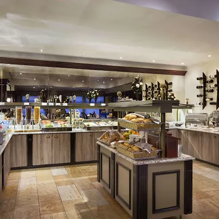 Hotell Ramada & By Wyndham North 4*