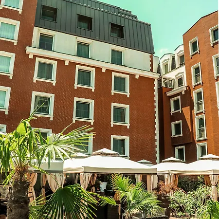 Ramada & By Wyndham North