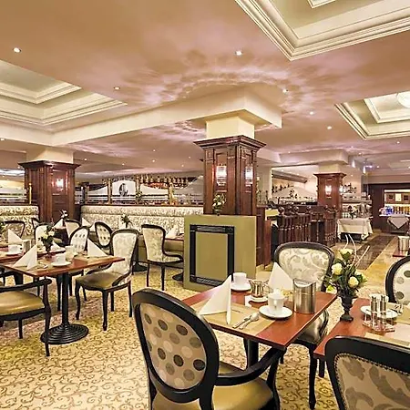 Ramada & By Wyndham North Hotell Bukarest