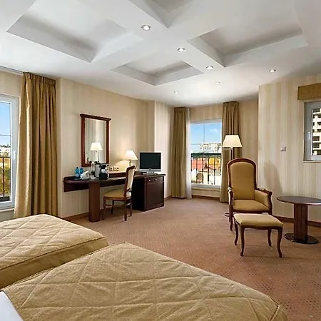 Ramada & By Wyndham North Hotell Bukarest