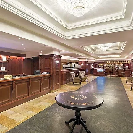 Ramada & By Wyndham North 4* Bukarest