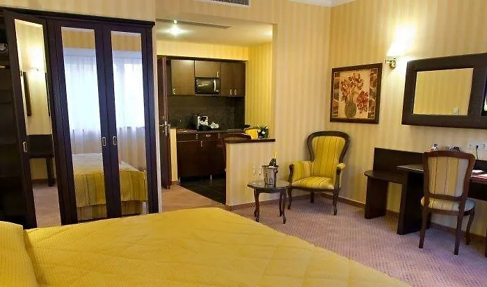 Ramada & By Wyndham North