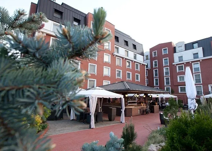 Готель Ramada & By Wyndham North