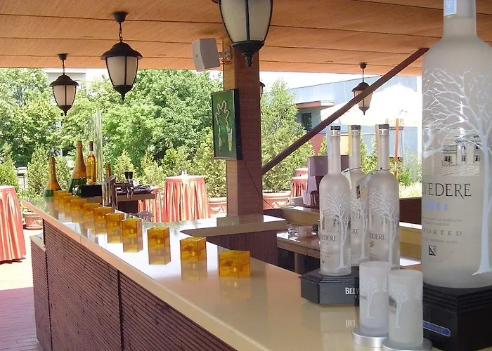 Ramada & By Wyndham North 4* Бухарест