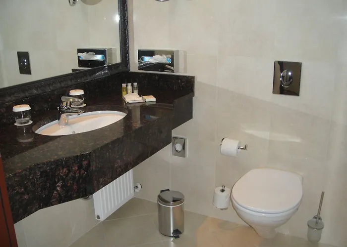 Ramada & By Wyndham North 酒店