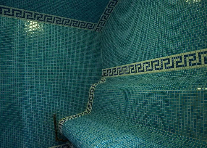 酒店 Ramada & By Wyndham North 4*