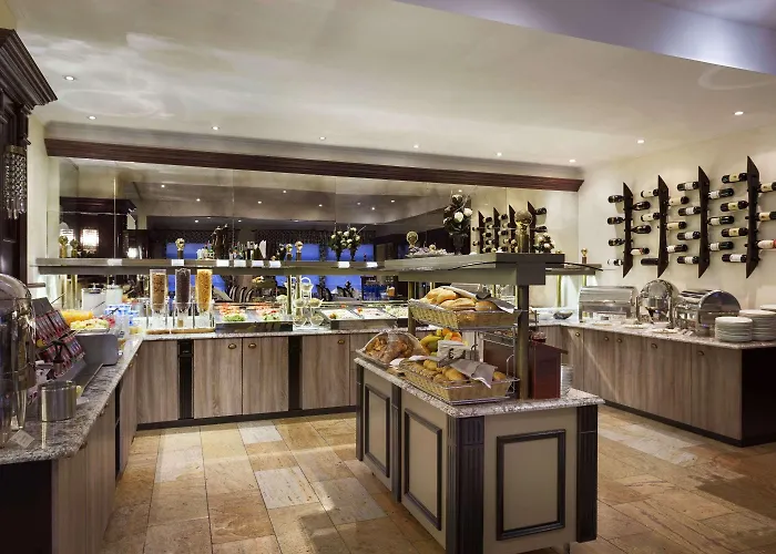 酒店 Ramada & By Wyndham North 4*