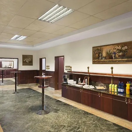 Ramada & By Wyndham North Hotell Bukarest