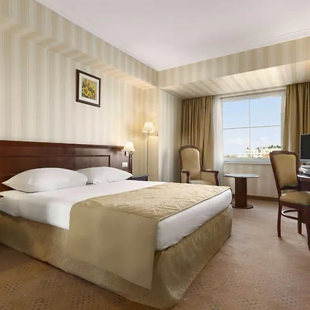 Ramada & By Wyndham North 4*