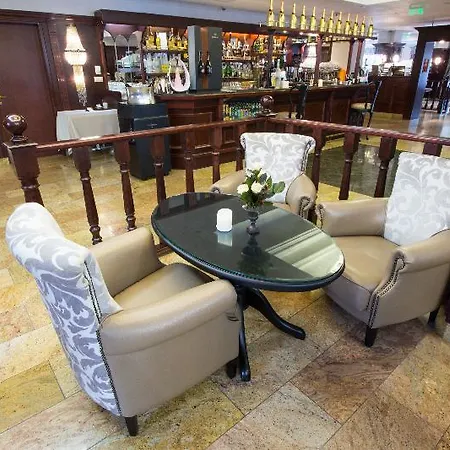 Hotell Ramada & By Wyndham North Bukarest