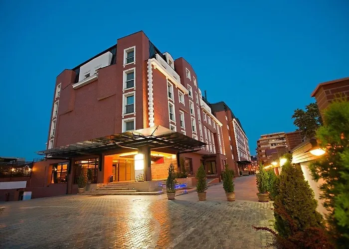 Hotell Ramada & By Wyndham North Bukarest